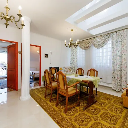 Apartament Tilia 3 By Interhome